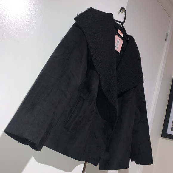 Showpo Mornings End Coat in Black, Size 18 - Picture 3 of 4